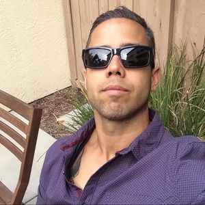 Meet your Posher, Manuel